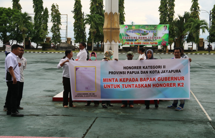 Pemprov Terus Perjuangkan Nasib Honorer KII